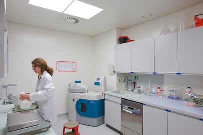 Image © Lonza: Rapid Media Prototyping helps scientists test custom media concepts earlier, generating practical insights before larger process and manufacturing decisions are made